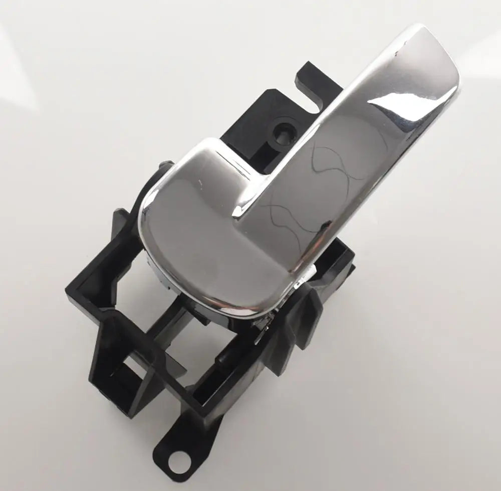 Car Interior Door Handle ( Left or Right ) For Nissan Pathfinder III 2005 2006 2007 2008 2009 2010 2011 2012 Navara NP300