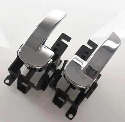 Car Interior Door Handle ( Left or Right ) For Nissan Pathfinder III 2005 2006 2007 2008 2009 2010 2011 2012 Navara NP300