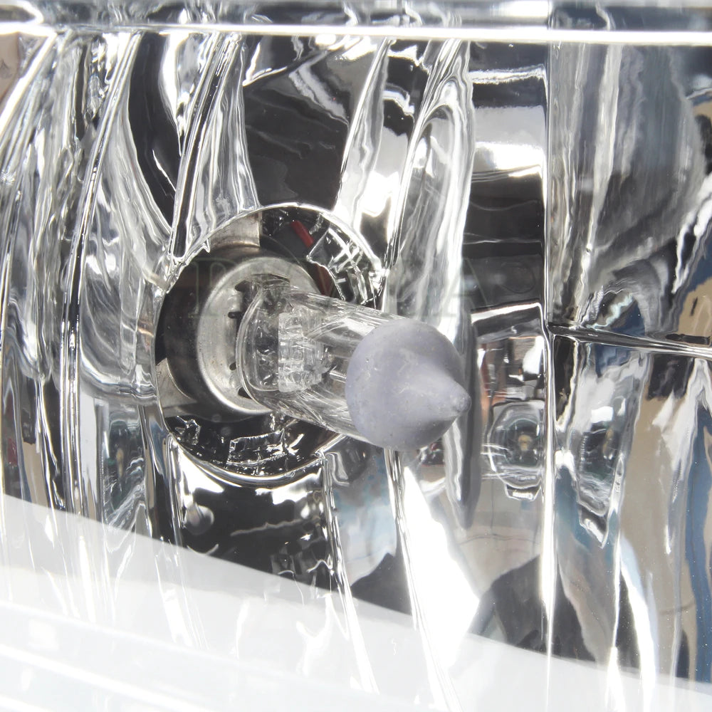 Halogen /LED Car Lights For Seat Leon FR 2013 2014 2015 2016 2017 Front Bumper Fog Light Lamp Light Grille And Wire Assembly