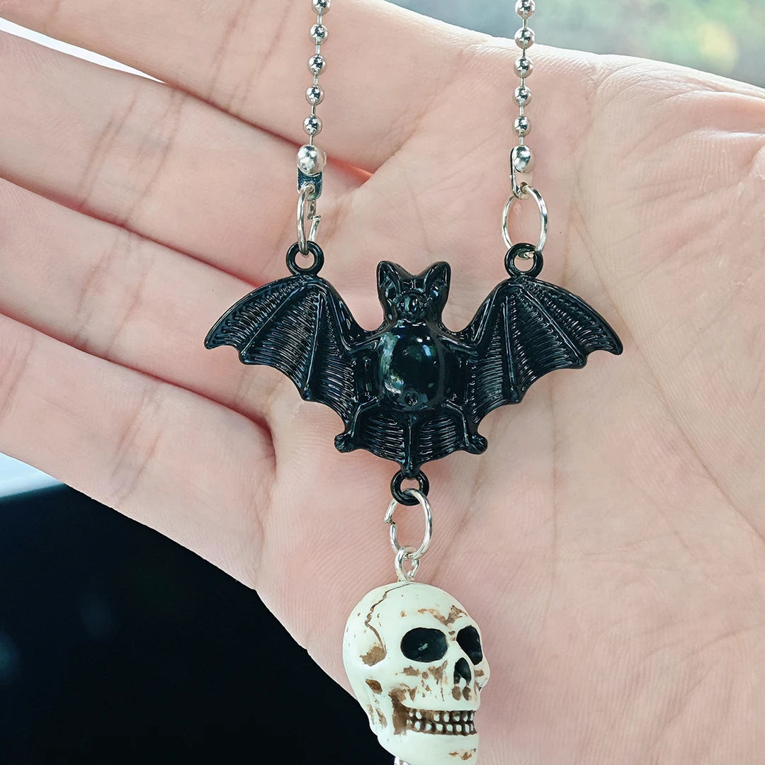 Halloween Car Interior Decoration Black Bat & Skull Pendant For Auto Rearview Mirror & Halloween Party Decor Car Accessories