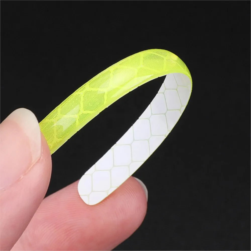 20pcs Car Wheel Hub Reflective Sticker Tire Rim Reflective Strips Luminous for Night Driving Car Bike Motorcycle Wheel Sticker